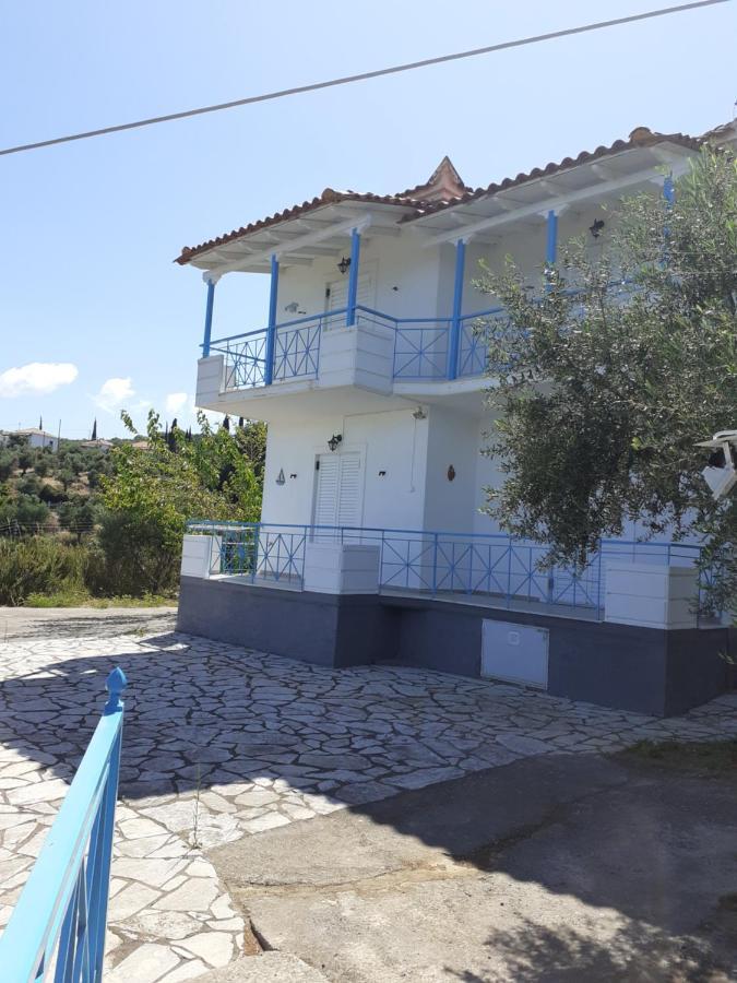 Coral Villas Kompoi Exterior photo
